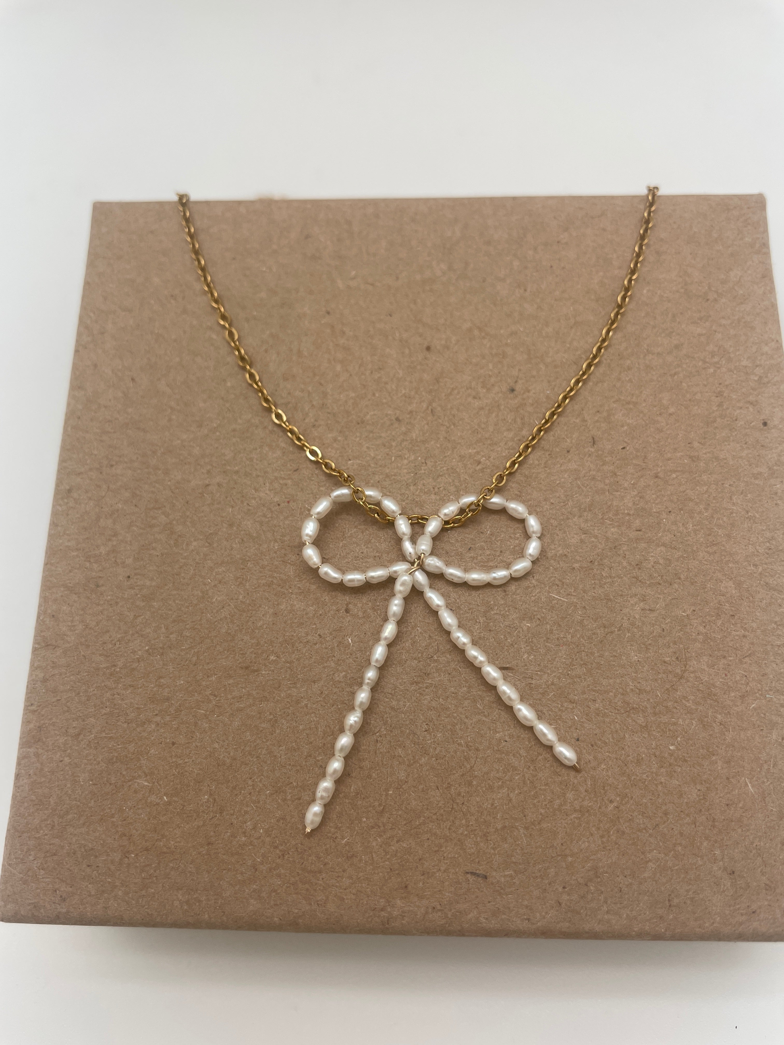 Freshwater Pearl Bow Necklace