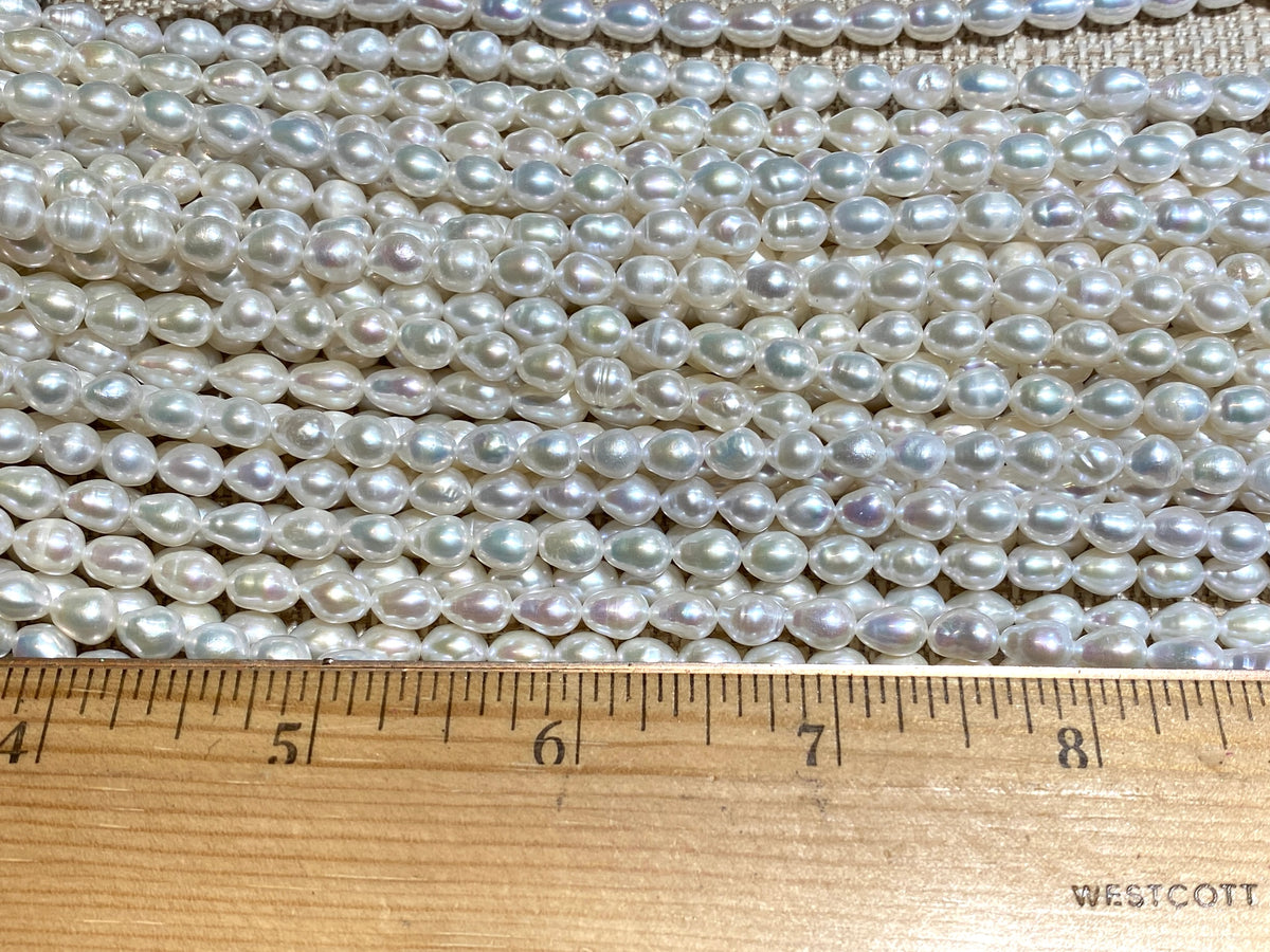 Freshwater Pearls - Teardrop Rice - 6x6-7mm