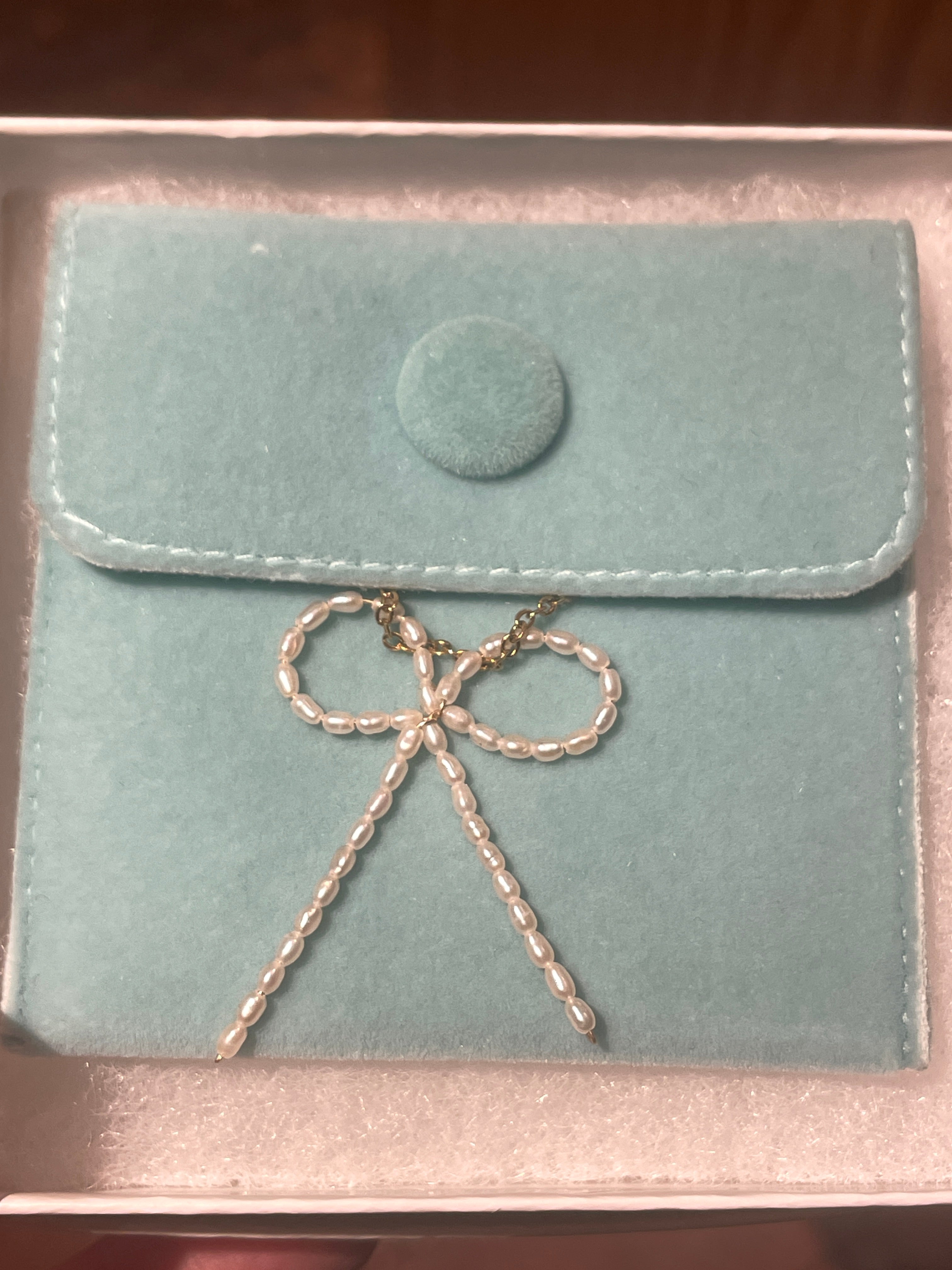 Freshwater Pearl Bow Necklace