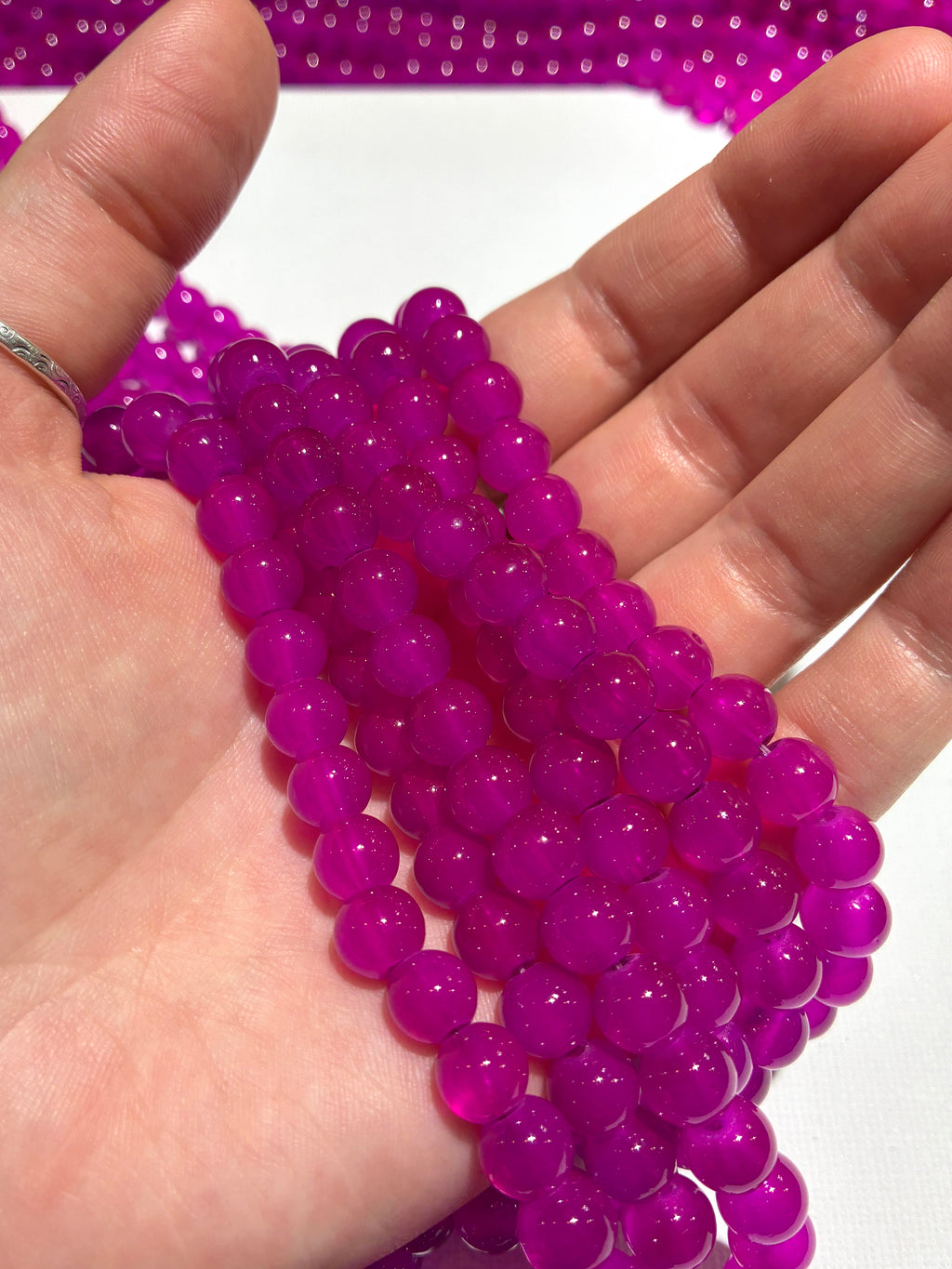 8mm Round Glass Beads - Transparent Fuchsia