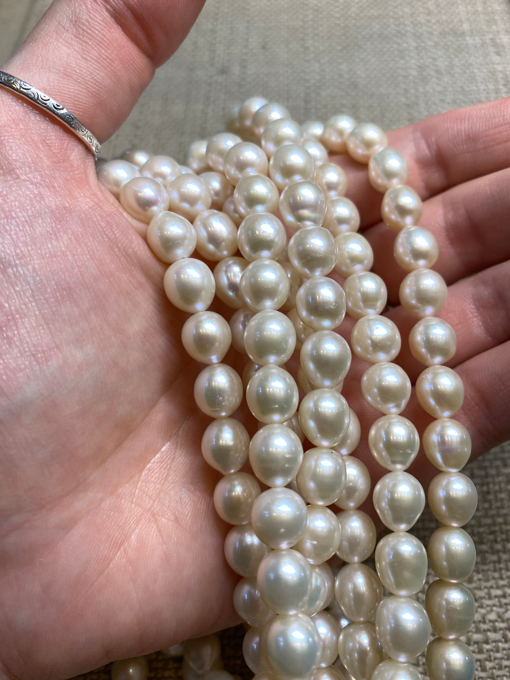 Freshwater Pearls - Slightly Oval - 8mm
