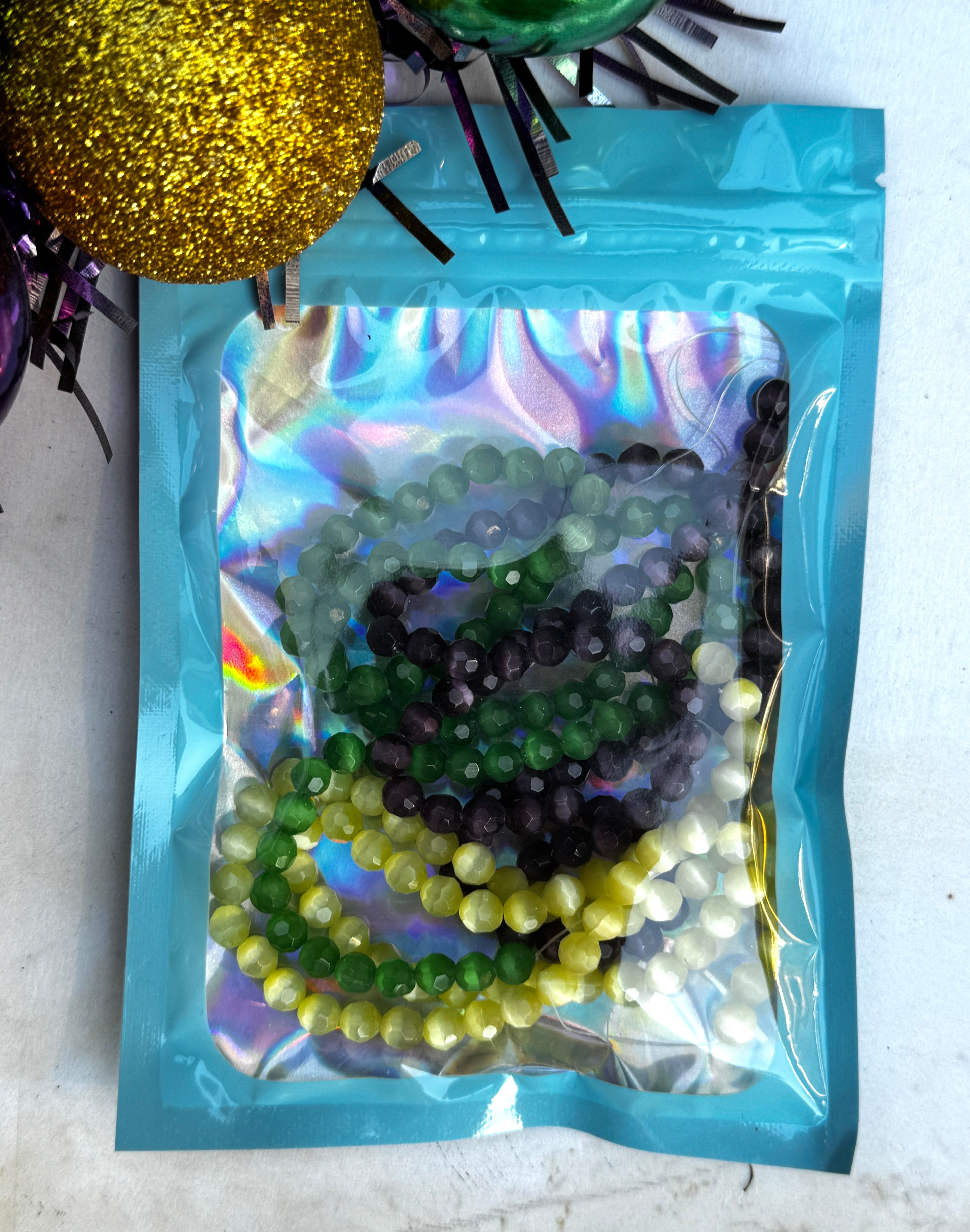 Mardi Gras Cats Eye Mix