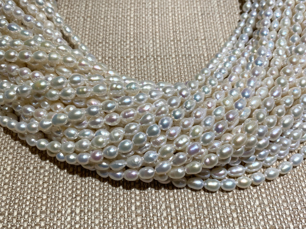 Freshwater Pearls - Teardrop Rice - 6x6-7mm