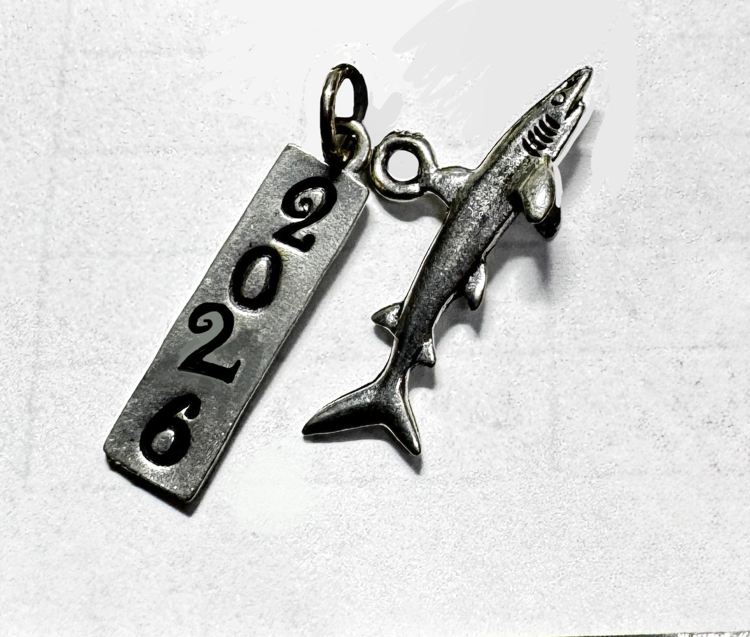 Sirens Annual Charm : Pre-order price
