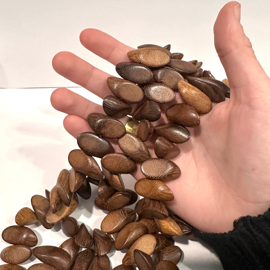 Robles Oak Wood Strand (Centered-Drilled)