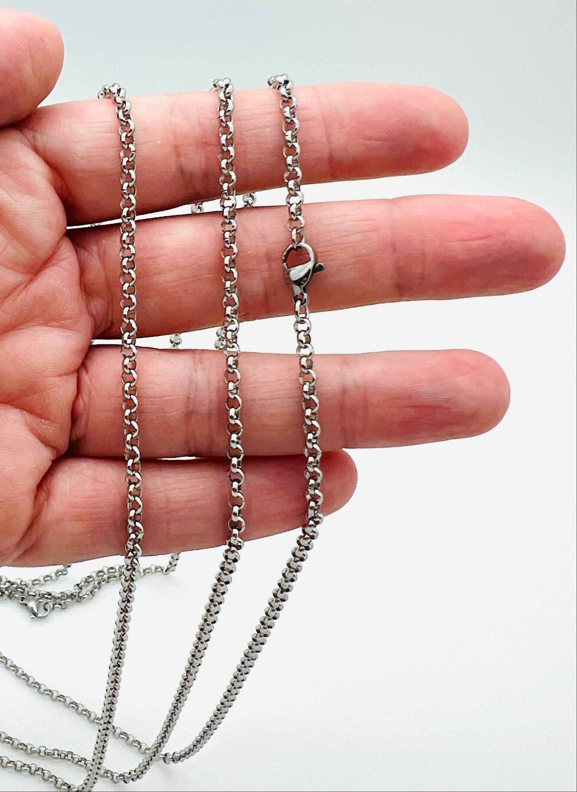 Women's Stainless Steel Rolo Link Chain Necklace - Simple Lobster Claw Clasp, Hypoallergenic Everyday Jewelry Gift