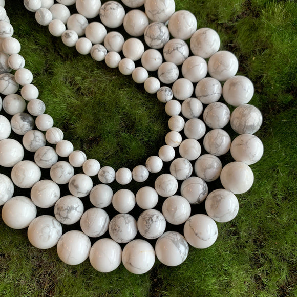 Howlite Rounds